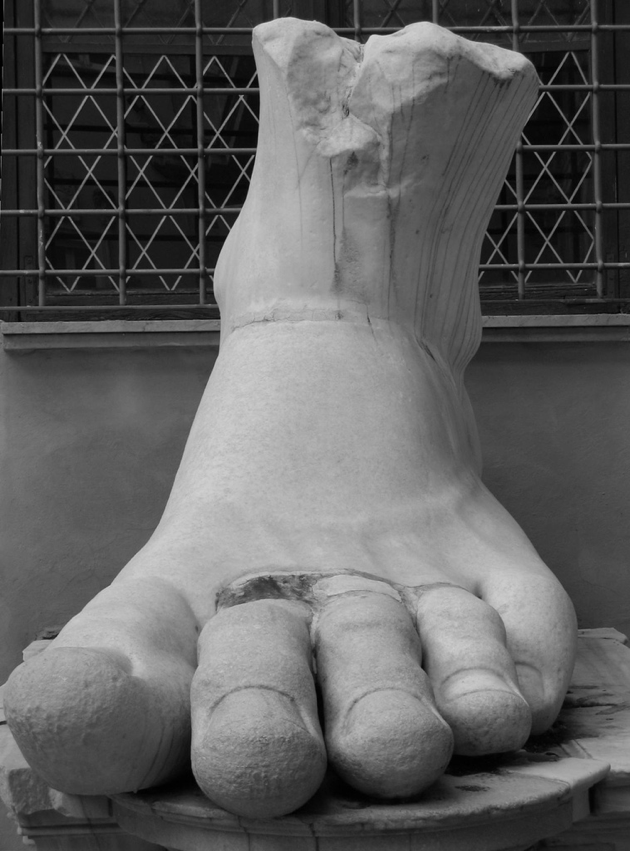 big foot statue